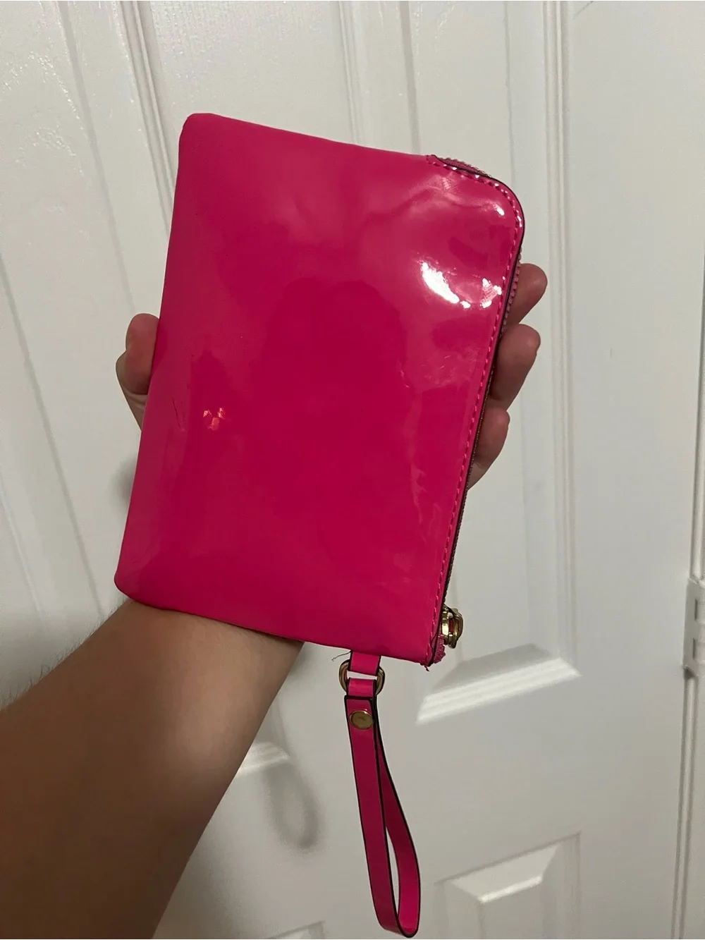 NWOT Hot Pink Embossed Wristlet